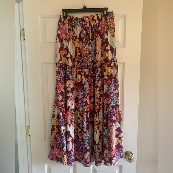 Floral Bohemian Maxi Skirt - Picture 5 of 5